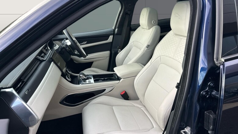 Jaguar F-Pace 2.0 D200 R-Dynamic HSE Black 5dr Auto AWD Diesel Estate